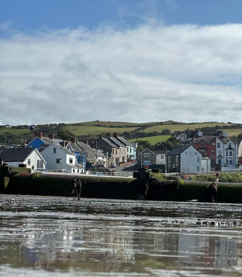 Powys 37 Hotel Borth Kültér fotó